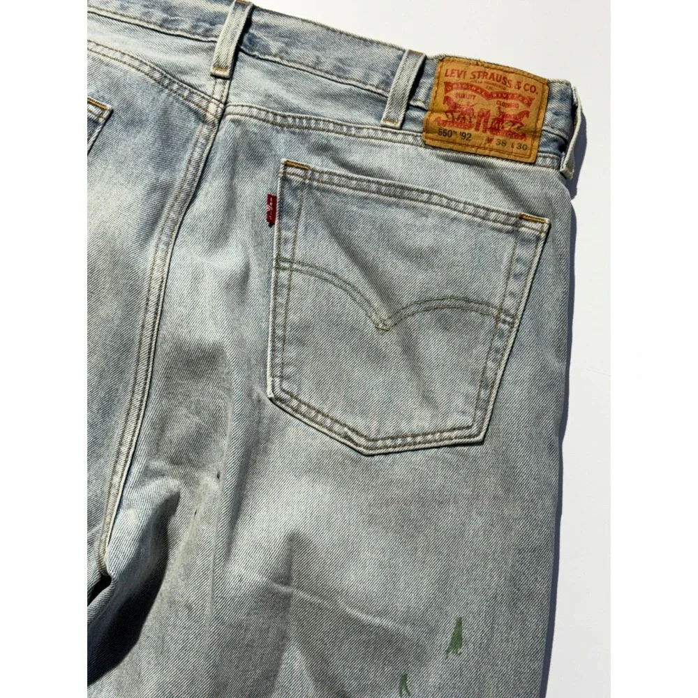 Levi's Men's 550 '92 Relaxed Taper Jeans 33x30 In the Waves Light Wash‎ NEW